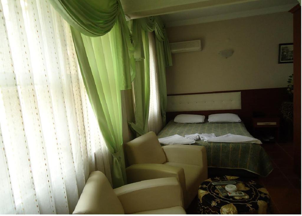 Vatan Hotel Izmir Bagian luar foto